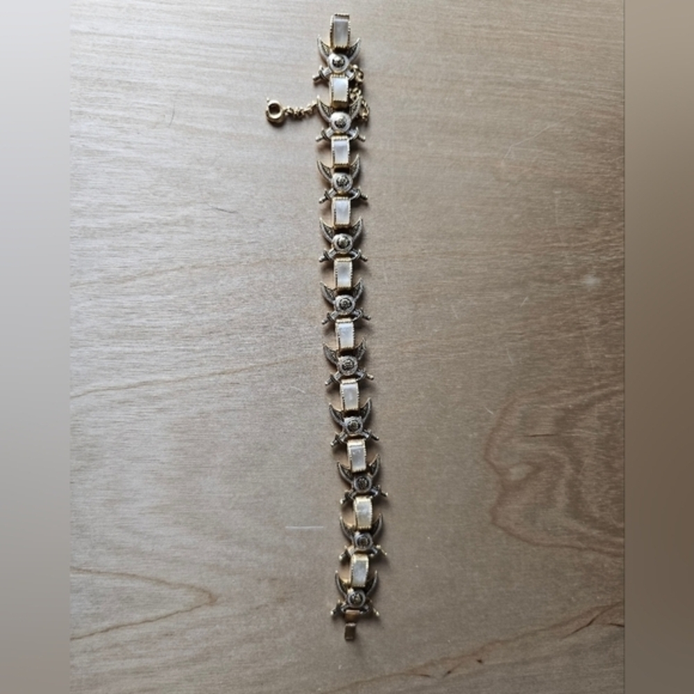 Vintage Gold Tone 1970s Damascene Style Lucite Inlaid Floral Patterned Bracelet